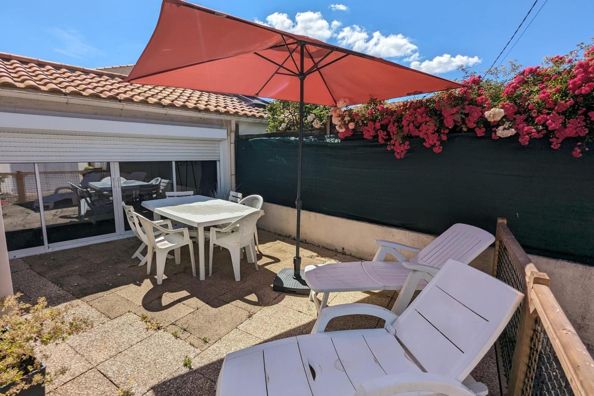 Saint-Hilaire-de-Talmont Spacious Nest With Terrace Near The Beach מראה חיצוני תמונה